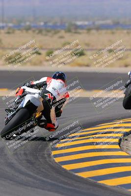 media/Oct-08-2022-SoCal Trackdays (Sat) [[1fc3beec89]]/Turn 11 Backside (1145am)/